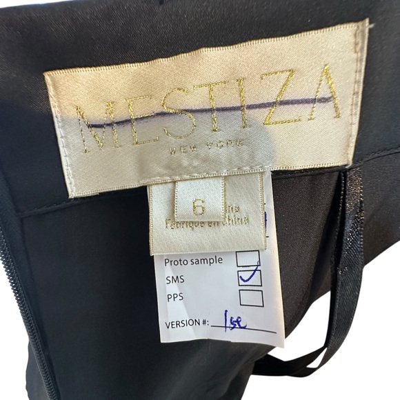 Mestiza Eve Black Capelet Convertible Floral Column Gown|  Size 6 - Picture 13 of 14